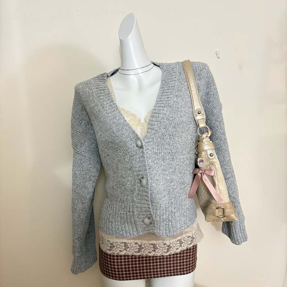 Abercrombie & Fitch Gray Ribbed V-Neck Cardigan Sweater Size M